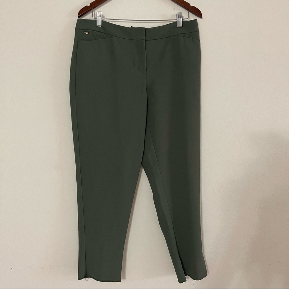 green dress pants
